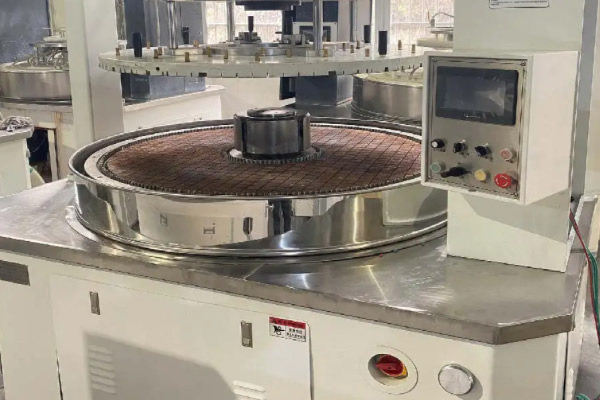 在研磨拋光加工中，模具進行拋光注意事項？